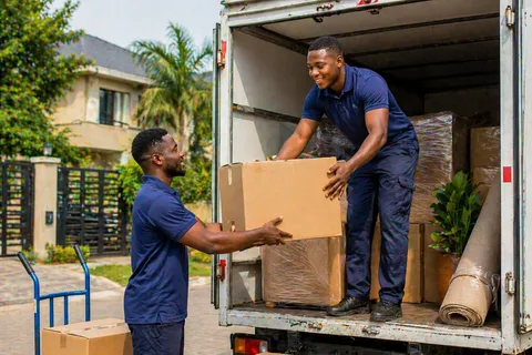 Moving & Logistics