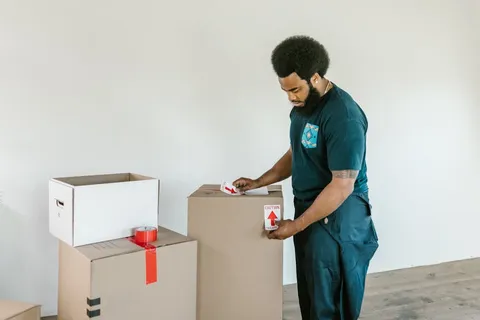 Unpacking services
