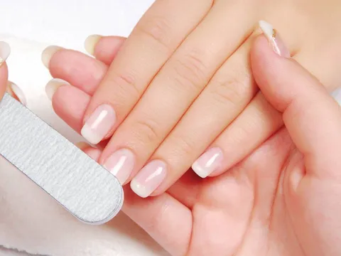Luxury Manicure