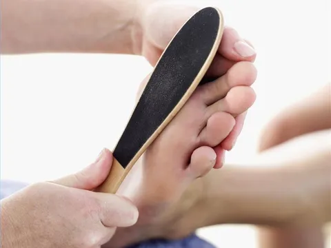 Foot Detox & Callus Removal