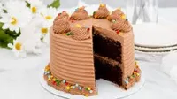 Cream cakes (6 inches 2 layer)