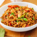Noddle & chicken