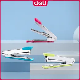 Stapler Medium Deli