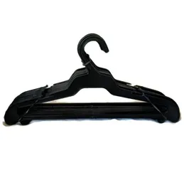 High Quality Plastic Hanger 12 Pcs (black)