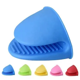 2 PCs silicone heat resistant gloves