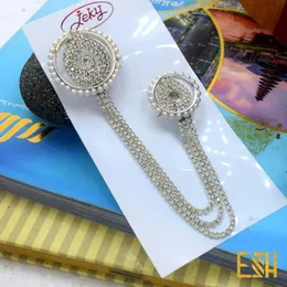 Trendy Female Round Leaf Brooch with Stones Silver Color Jewelry Brooch for Women – Luxury Dress & Coat Accessory