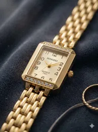 Hongdui quartz watch featuring a gold-toned square case