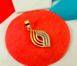 Gold Plated Stone Pendant Guarantee Fashion and Stylish Design for Women