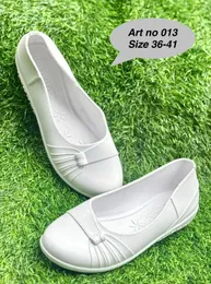 Ladies Flat Waterproof New Slip on Shoes