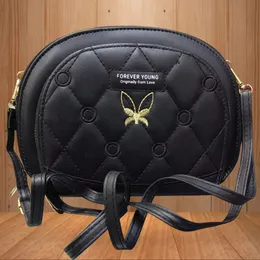 Luxury Multicolor Shoulder Bag - Fashion Crossbody Shell Bag with Butterfly Decor, Versatile Design