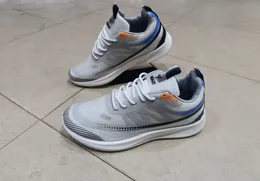 Men’s Lightweight Sports Running Shoe