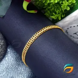 Gold Plated Stylish 06MM Flat Pooran Bracelet Adjustable For Women.