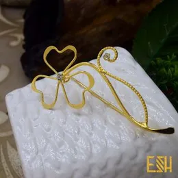 Luxury Elegant Gold Color Jewelry Heart Flower Charm Brooch for Women – Wedding & Fashion Dress Brooch