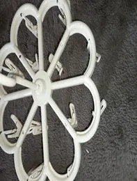 High Quality Baby Clothes Hanger with Clips/Kids Items/Gift For Newborn Baby