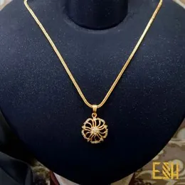 Gold Plated 3MM Fox Chain with Sunflower Theme Pendant (18–24 Inch)
