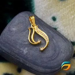 Gold Plated Premium Look Pendant Fashion and Stylish Design For Ladies.