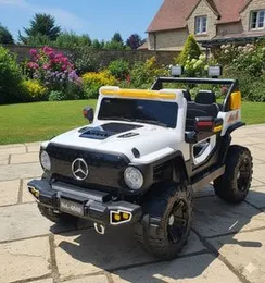 Kids Electric Ride-On Jeep 4Ã4 Toy Car â Mercedes-Benz Style with Remote Control
