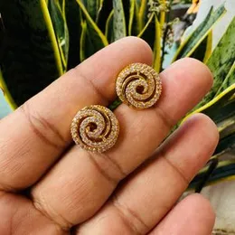 ESH Stylish Rich Look Good Quality Gold Plated Medium Size Derana Theme Full stone stud earring for Women