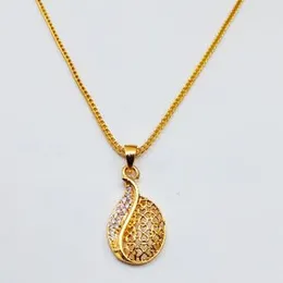 22kt Plated Orgnl Fox Chain With Vermeil Style Filigree Drop Pendant  For Women.
