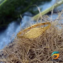 Guaranteed Gold Plated Expandable Free Size Baby Bangle Family Love Gifts Jewelry For Baby.