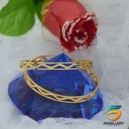 Gold Plated Guarantee Infinite in Line Bangle for Women Fashion Jewelry Gift.