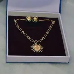 Gold plated Elegant Sun flower neckless with  new design Sun flower  earring.