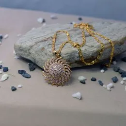 Gold Plated S Cut Link Chain & charm Exquisite Sun Theme with White Crystal Stone Pendent 18 Inch Stylish Design Guaranteed Necklace