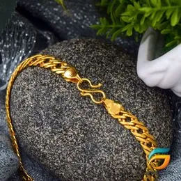 Gold plated Stylish Design Box Linked Bracelet For Men or Women.