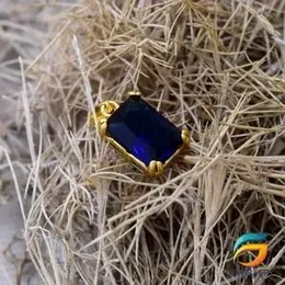 GÃ³ld Plated Pendant Stylish Stone Pendant Rich Look For Women and Girls.