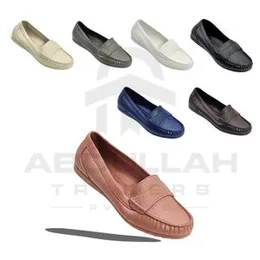 New waterproof Girls Court Shoe