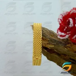 Gold Plated Guaranteed Link Lock Good Looking Bangle for Women Fashion Jewelry Gift.