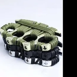 Multi colour knuckle