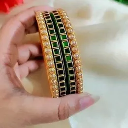 clip stone Handmade bangle green and gold