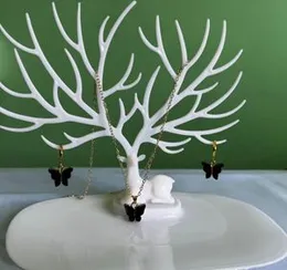 Black Butterfly Elegant Necklace and Earrings set for Women, Cute Fashion Jewelry Gift for Birthdays, Everyday Wear or Party Gift