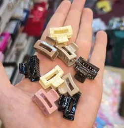 Mini Hair Claw Clips â Multicolor Plastic Small Hair Clips & Grips