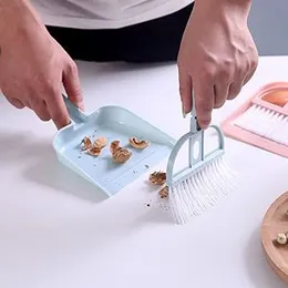 MINI DUSTPAN WITH BRUSH SET