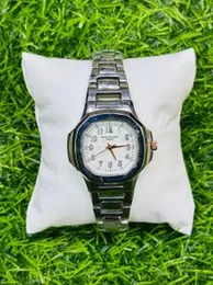 LADIES CHAIN WATCH 2