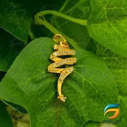 Gold Plated Brooch Pendant Guarantee Fashion and Stylish Design for Women.