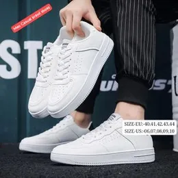 Men's import brand casual white sneakers....ð¤©