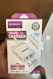 RECRSI ANT-207 Travel Charger