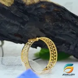 Gold Plated Guarantee Link Lock Beautiful Design Bangle for Women With Stone Fashion Jewelry Gift.