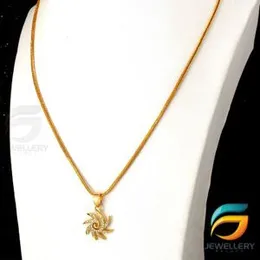 Gold Plated Guaranteed 18/24 inch Fox Chain 02MM with Star Sun Theme pendant Necklace for ladies.