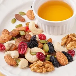 Mixed nuts 400g (Almond, Cashew, Pistachios, Pumpkin & Sunflower Seed)100g Dates free