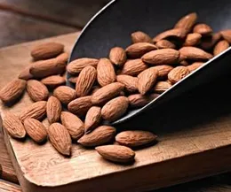 Roasted Almonds (Badam) â 1Kg