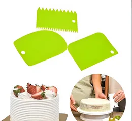 Plastic Cake Scraper Tool