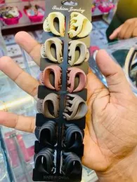 Matte Finish Hair Claw Clips â Minimalist Style