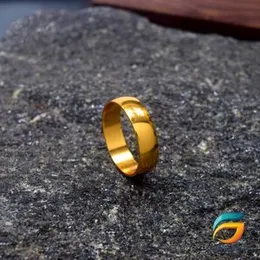 22ct Gold Vintage Ring Ladies Antique Wedding or Engagement  Gold  Plated Ring For Women.