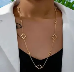 Trendy Clover Hollow Necklace â Elegant Fashion Jewelry for Women