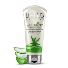 LOTUS HERBAL WHITEGLOW 3 in 1 DEEP CLEANSING SKIN WHITENING FACIAL FOAM