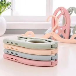 Foldableable Portable Clothes Hanger Travel Portable Clothes Hanging Rack Multi-functional Storage Home Business Trip